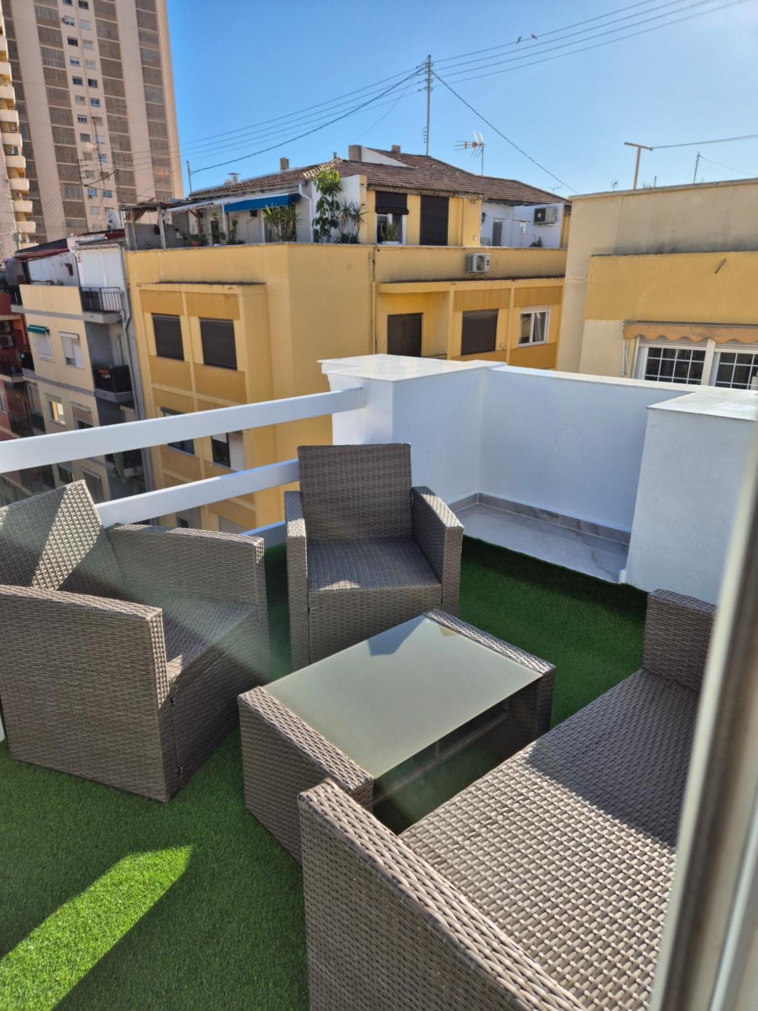 Downtown Apartments Alicante Room photo