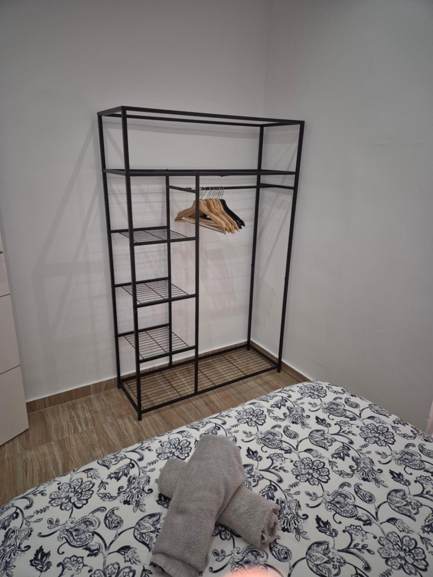 Downtown Apartments Alicante Room photo